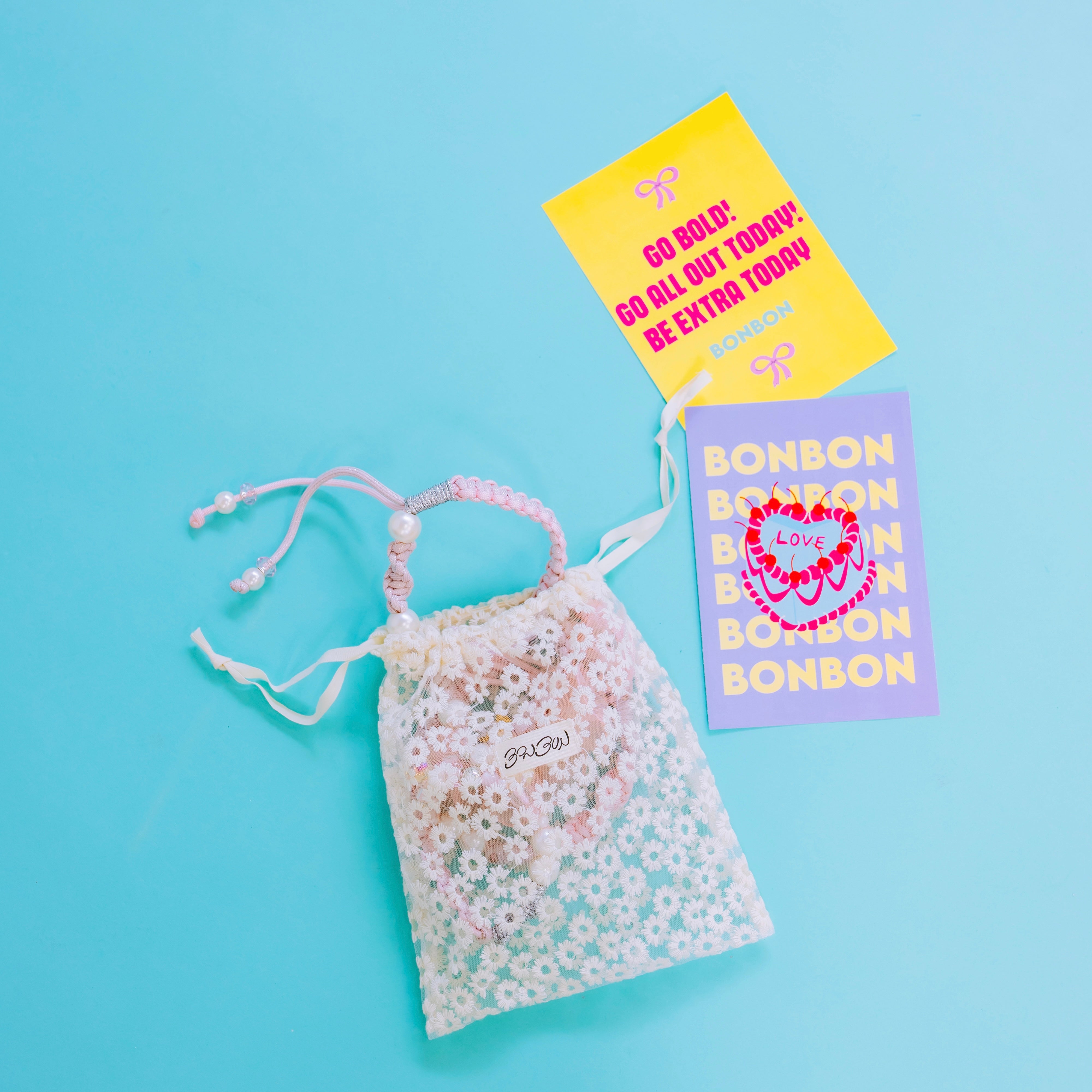 新品未使用未開封】BONBON スマホショルダー リボンパール・ボンボン